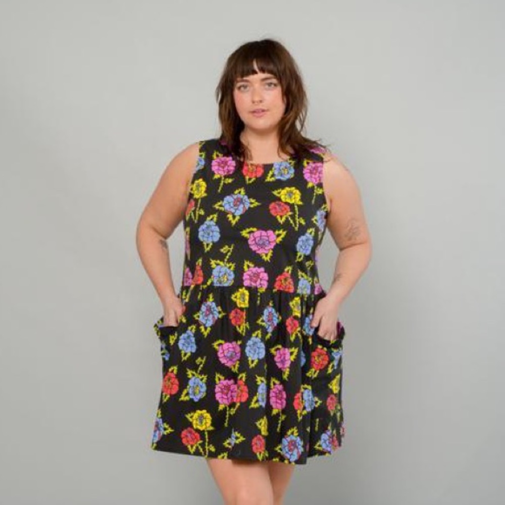 Nooworks Big Pocket Roses Dress